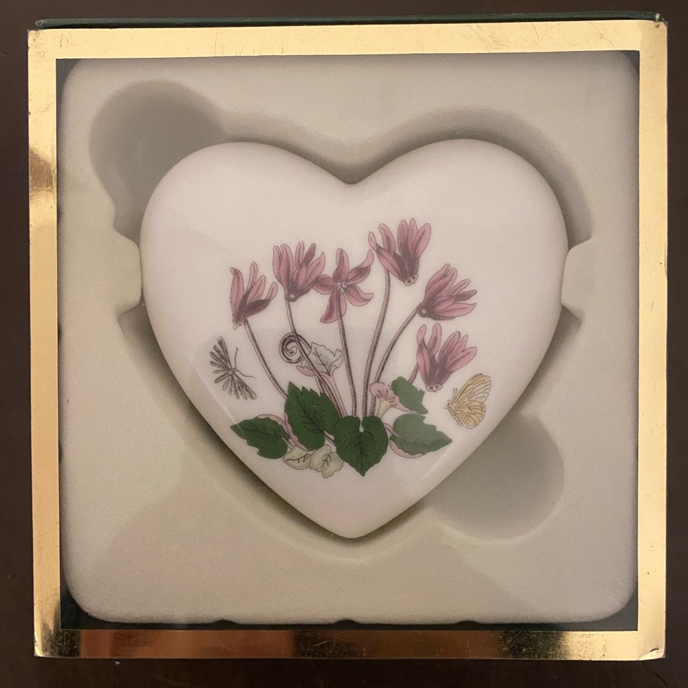 Portmeirion Botanic Garden Mini Gift Heart Treasure Trinket Box in original box